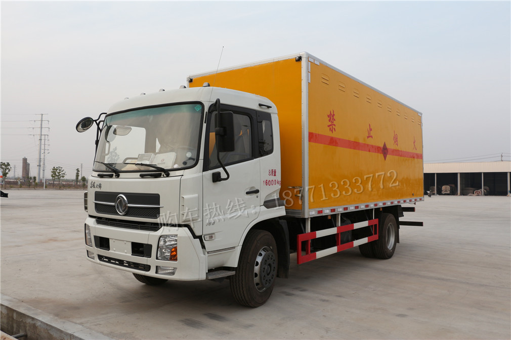 東風(fēng)天錦CLW5160XQYD5爆破器材運輸車車型簡介