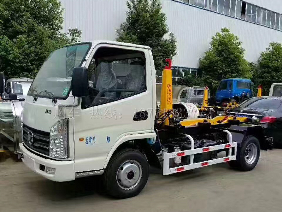 凱馬(4方)CLW5040ZXXK5車廂可卸式垃圾車車型簡介