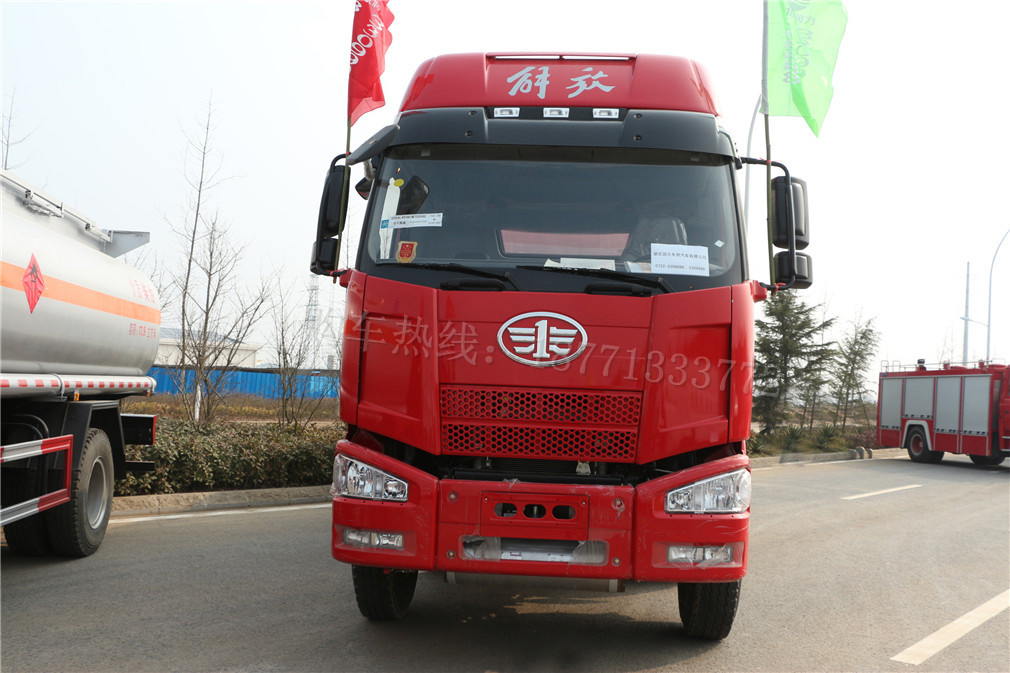 解放前四后八(32方)CLW5320GYYC5運油車車型簡介