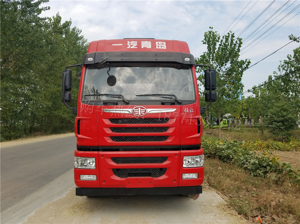 解放前四后六(26.6方)CLW5310GYYC5運油車車型簡介