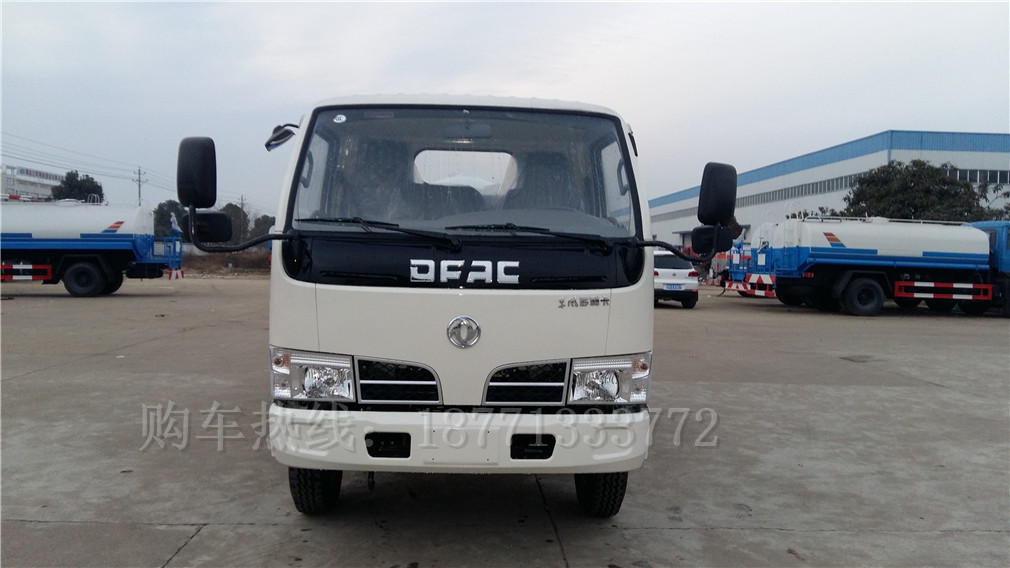 東風多利卡藍牌SZD5040GXW5吸污車車型簡介