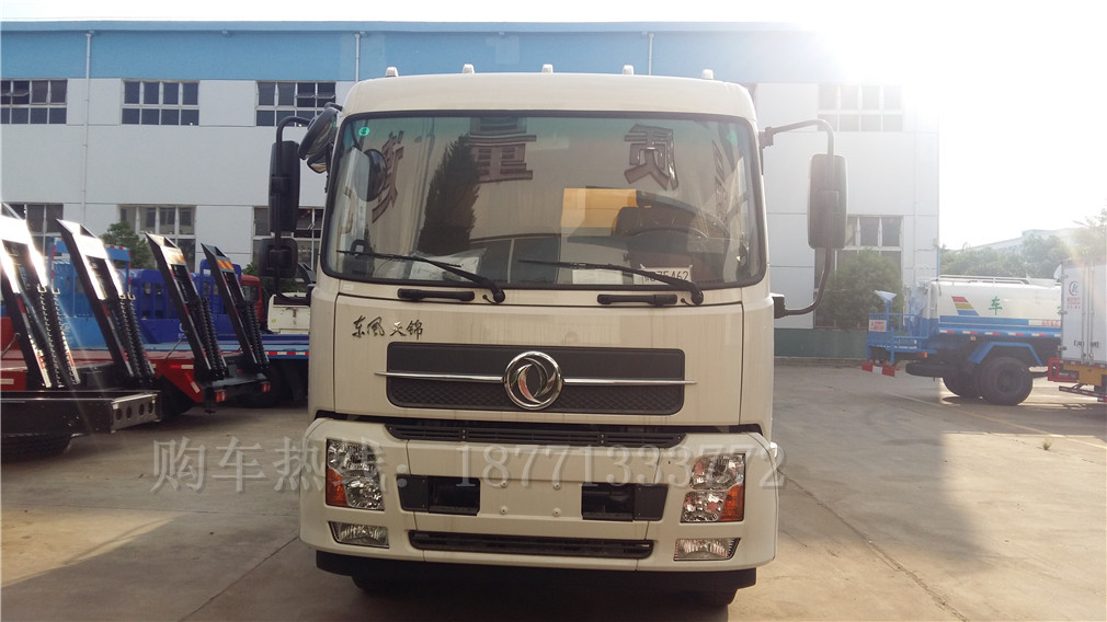 東風天錦CLW5163GQWD5清洗吸污車車型簡介